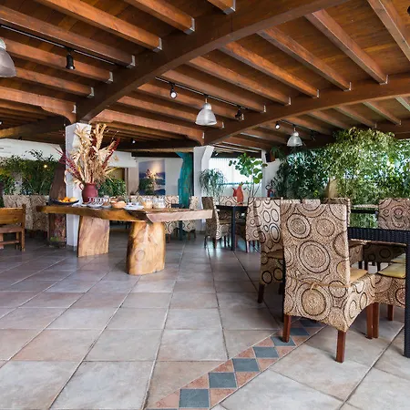 Hotel Maluentu 3*